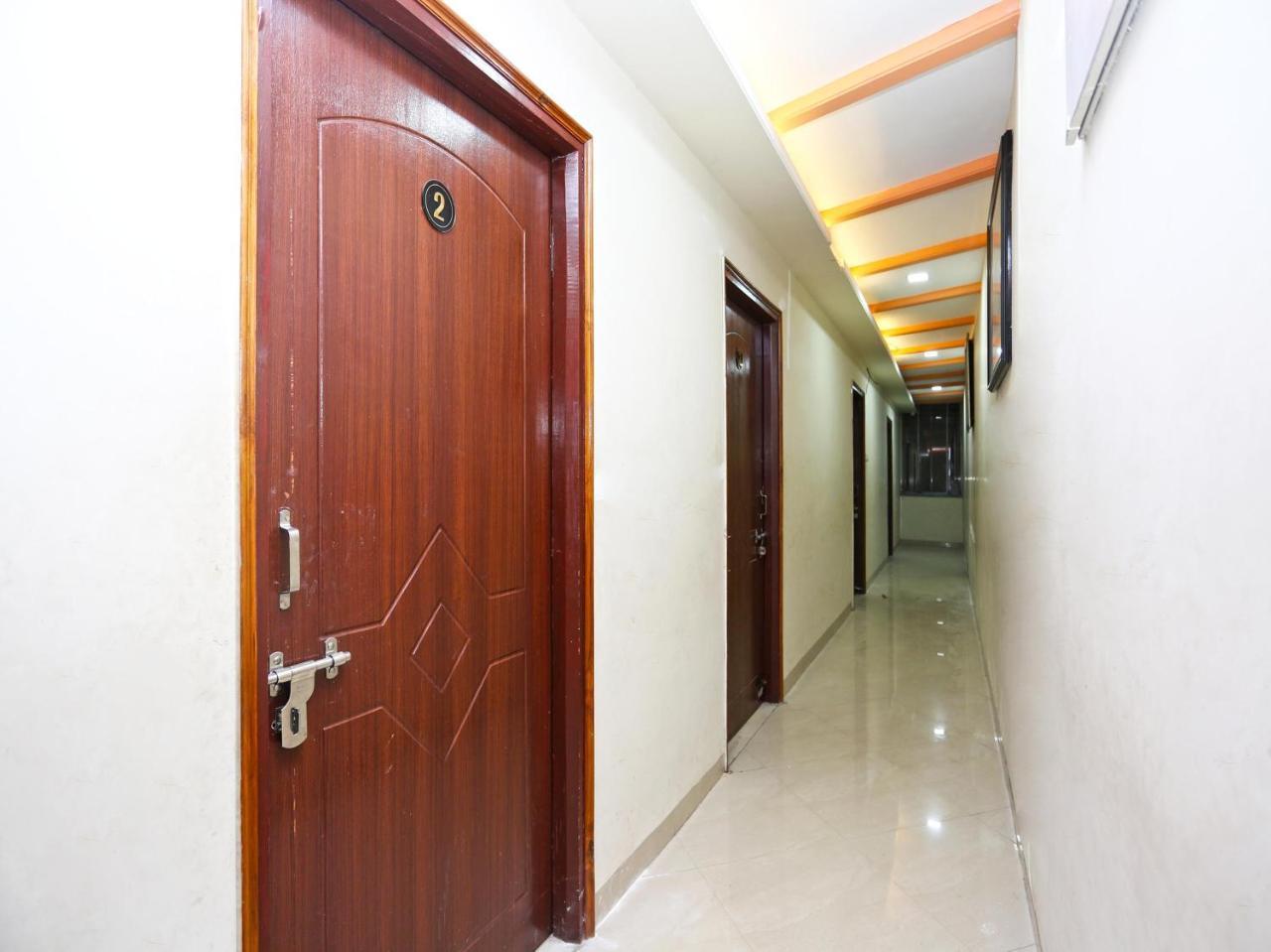 OYO 14354 Amar Marriage Palace Hotel Dharmpura Exterior foto